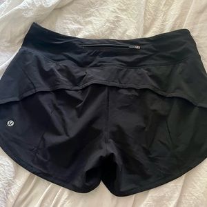 Lululemon Speed Up Short 4” Size 8
